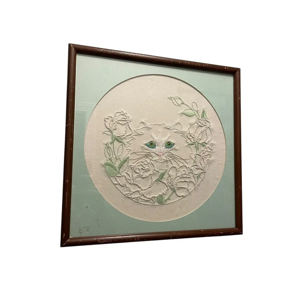 Vintage Persian Cat Embroidery Wall Art‎ White Longhair Floral Needlework 15x15